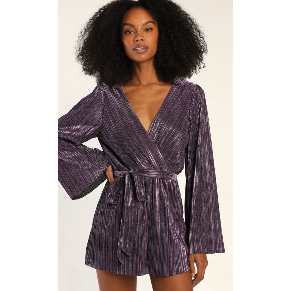Lulus NWT Party Starts Here Purple Metallic Pleated Long Sleeve Romper Size M
